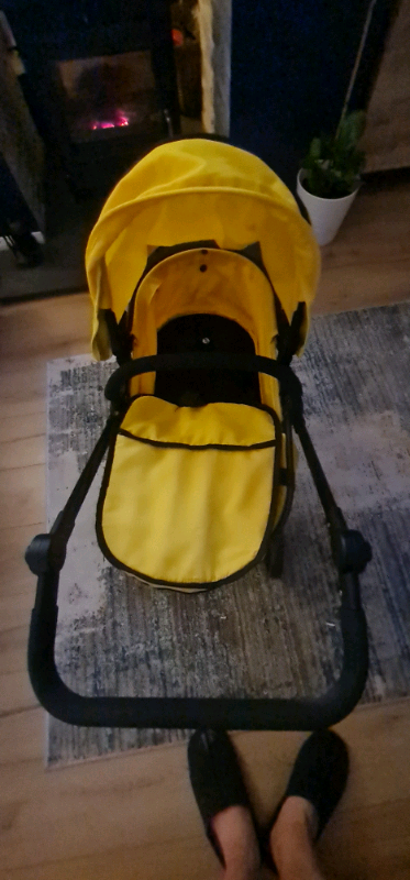 image for Dolls 2 in 1 pushchair 