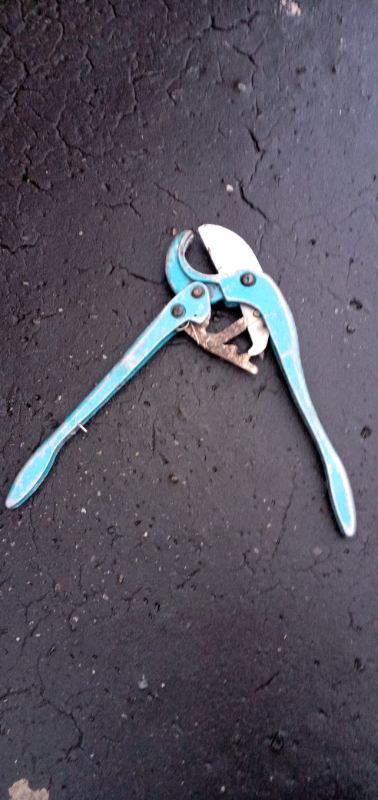 image for Graden/ tree branch cutter