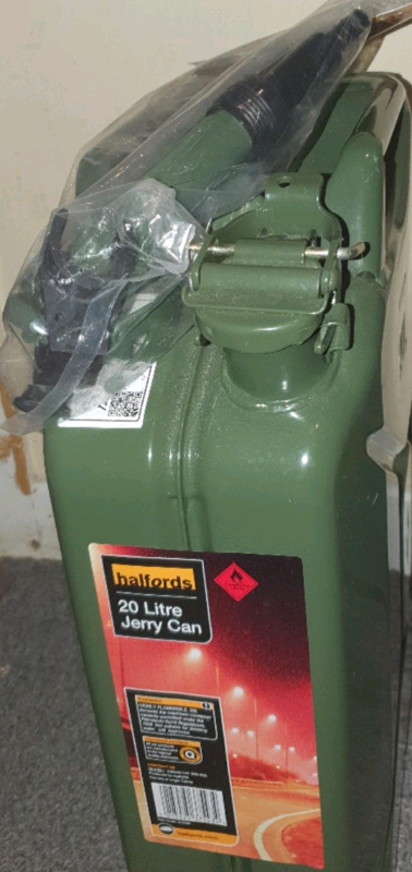 New petrol can 20litre and hose