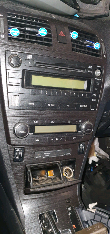 image for Audio system for Toyota avensis 