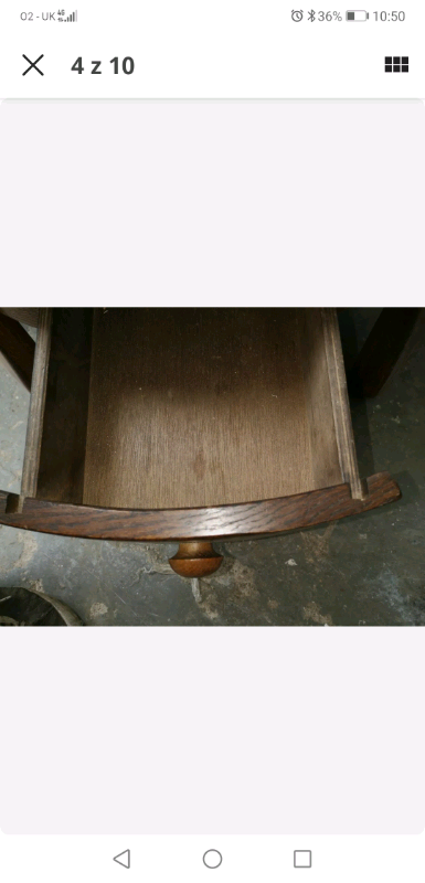 Antique round table 