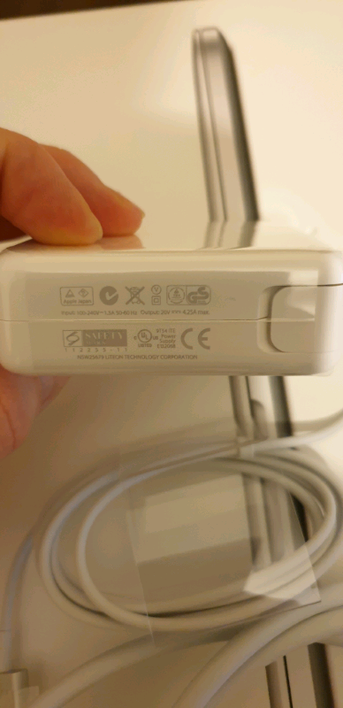 Genuine Apple 85W MagSafe 2 Charger A1424 MacBook Pro Retina 15" a1398