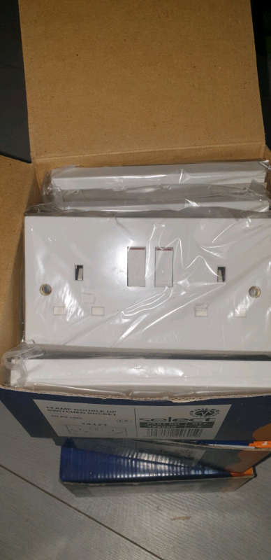 👷🪛 13 sets of 13 AMP DOUBLE DP SWITCHED SOCKET NEVER USED