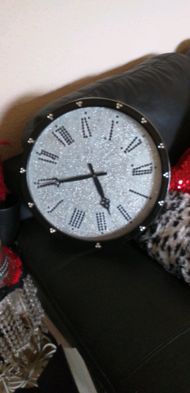 Wall clock 35×35cm