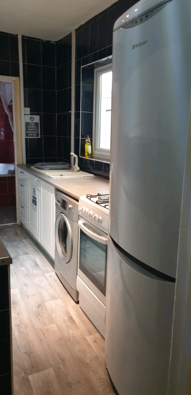 IMMEDIATE ROOMS AVALIABLE-MOVE IN TODAY! 
