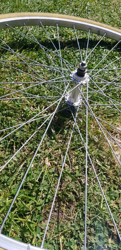 26" BIKE WHEELS SET OF 2 FRONT AND REAR GREAT  CONDITION 
