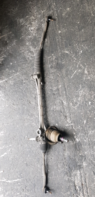 image for Toyota avensis steering rack.
