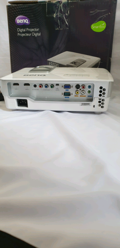 BenQ W1070 3D Ready DLP Projector 1080p full HD hdmi new lamp LONDON h