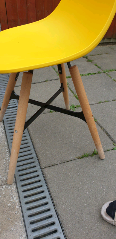 Modern dining table and chairs 