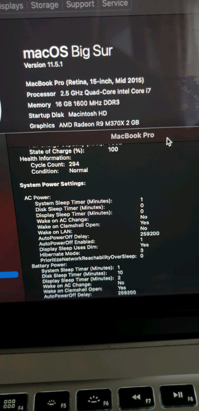 Apple MacBook Pro 2015 15" Retina Core i7 2.5Ghz 16GB 512GB SSD R9 2GB