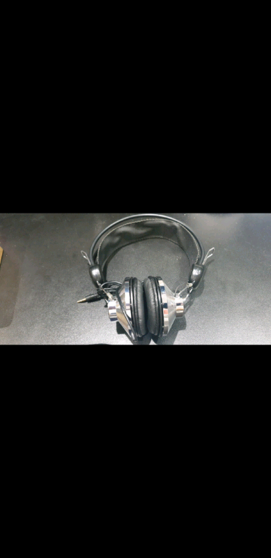 Angle and Curve Designer Headphones 