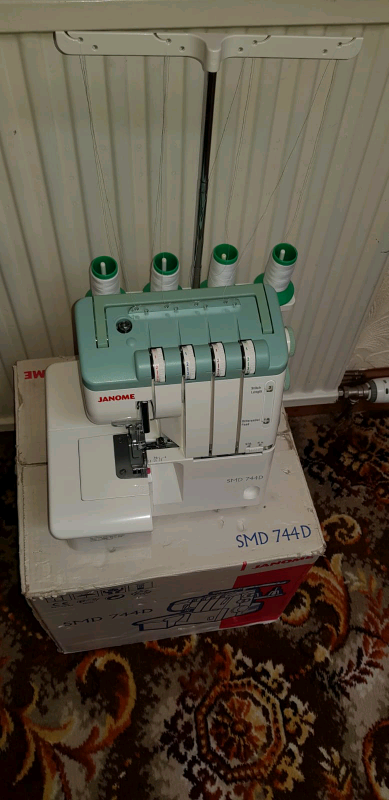 image for Janome overlocker 