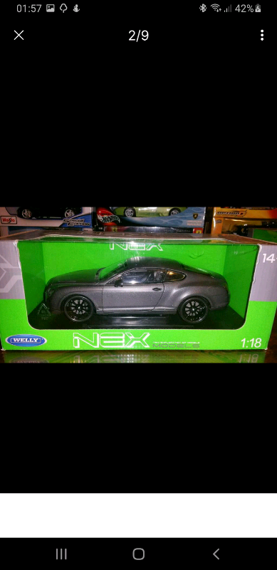 1:18 scale models