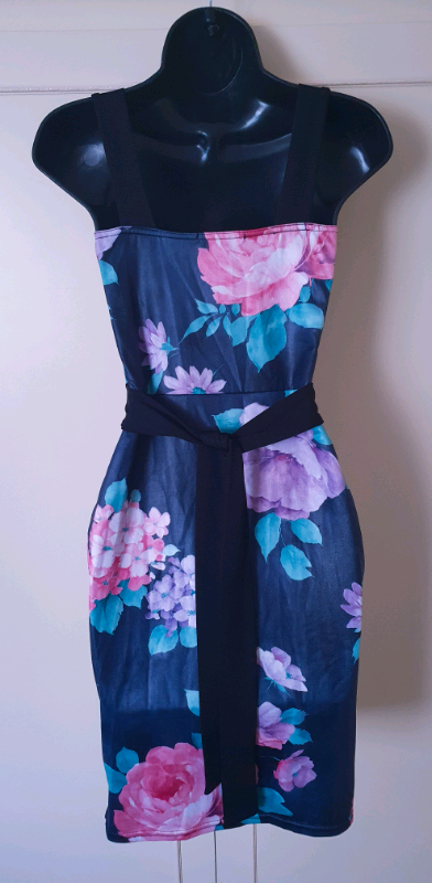 Womens JANE NORMAN floral dress, size 10, brand new without tag