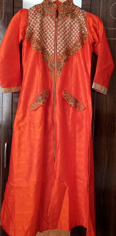 3 piece indian dress suits. (Womens)