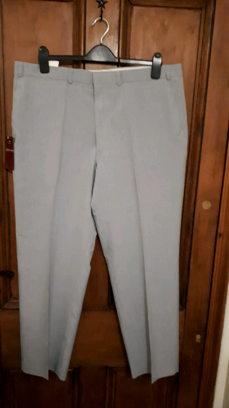 Mens grey lightweight trousers - W 40inch leg 29inch NEW 
