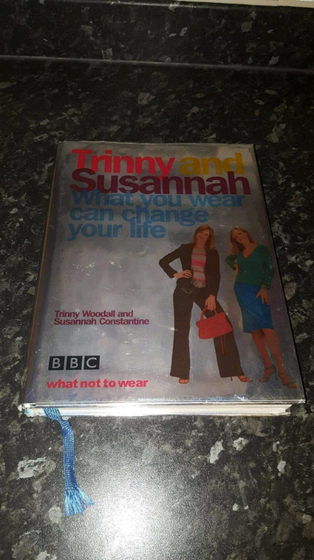 HARDCOVER BOOKS-WHALES AND DOLPHINS WHAT YOU WEAR CAN CHANGE YOUR LIFE