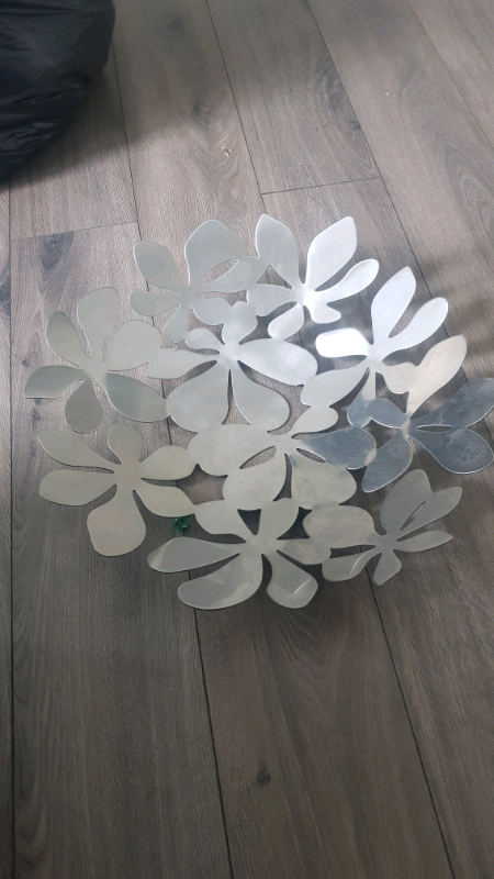 Decorative bowl