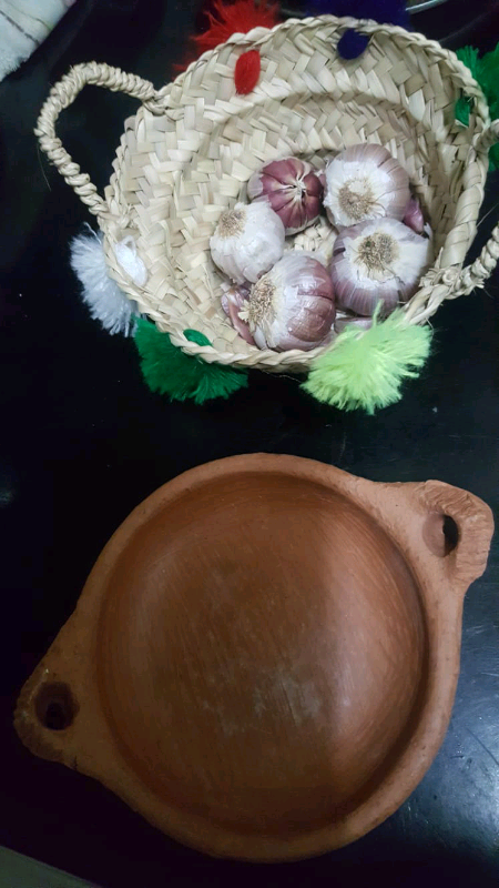Terracotta pan 6×6cm £6 one left 