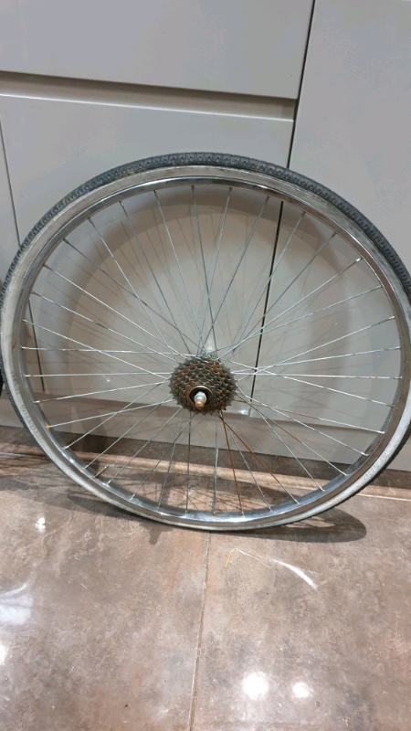 700x38C Wheel set