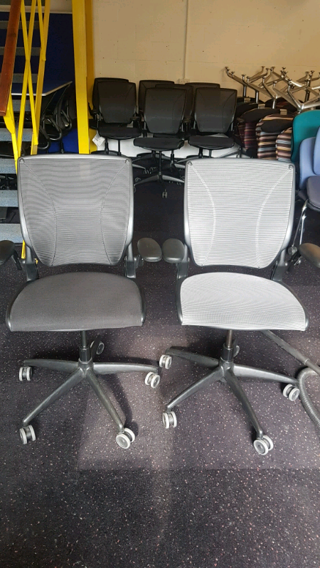  Humanscale Grey Diffrient World Office Chairs.Half or full Mesh 