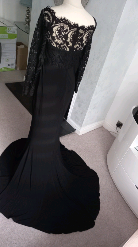 image for Black off the shoulder long evening dress size 10