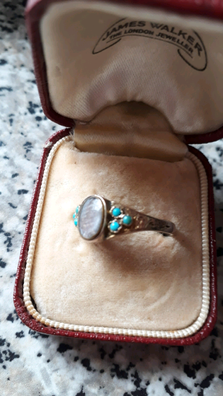 Rare to find gold Georgian mourning ring 