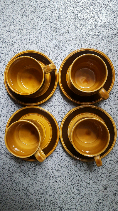 image for 4 x ROYAL ALMA STAFFORDSHIRE VINTAGE Coffee Cups & Saucer Plates RETRO CHIC FILM TV PROPS