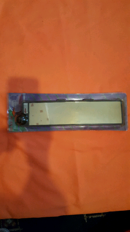 image for Wide angle visionbrear view Mirror (brand new with Instructions).