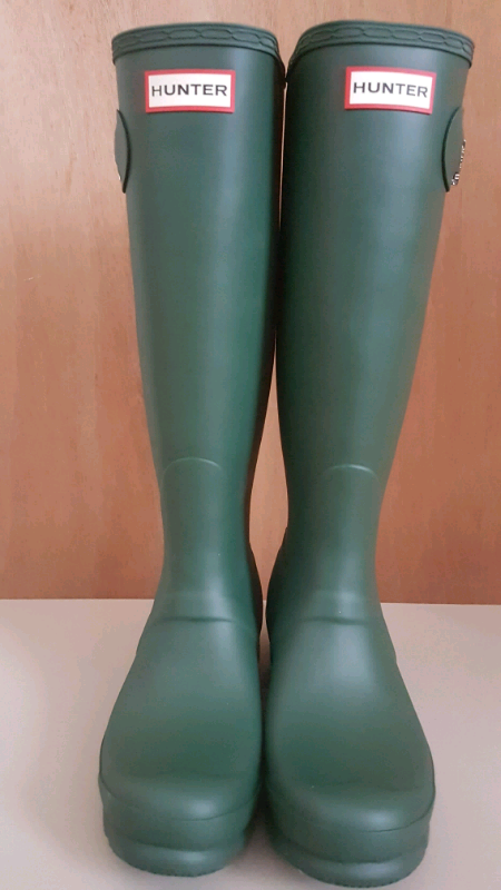 HUNTER BOOTS