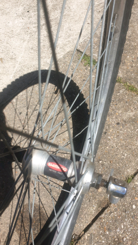 quick-release wheel 26"