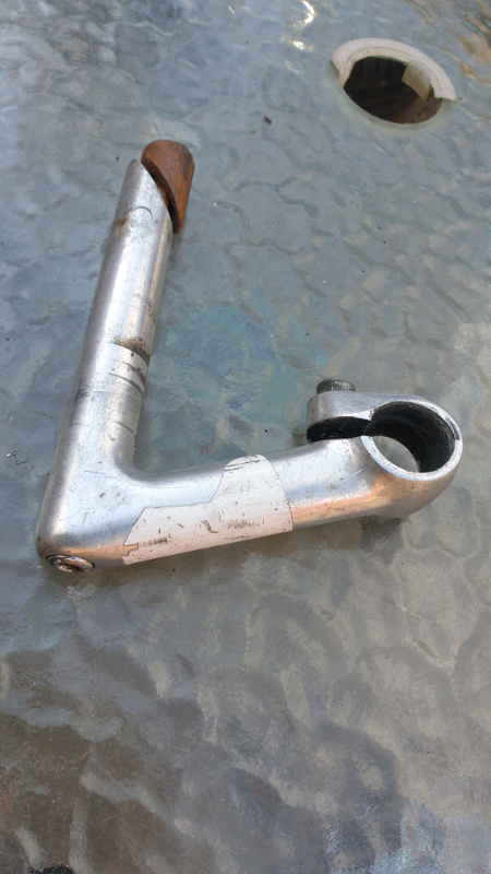 Bike stems post