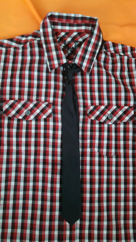 image for Boy's 2 piece smart shirt & tie (brand new). For ages 8-9 years.
