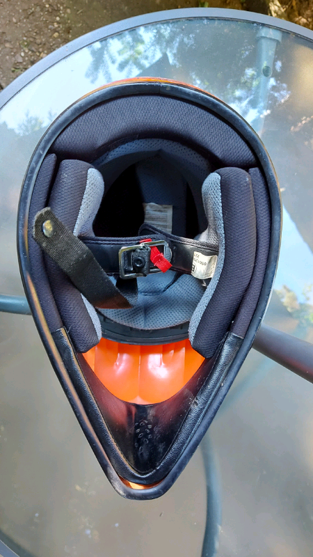 Helmet in excellent condition 