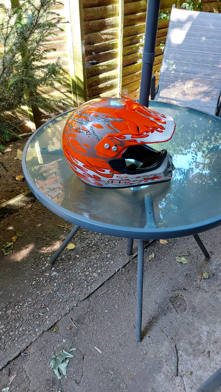 Helmet in excellent condition 