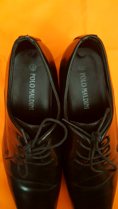 Polo Maldini men's lace up shoes in size 9 (as new).