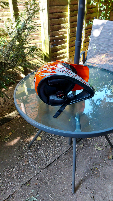 Helmet in excellent condition 