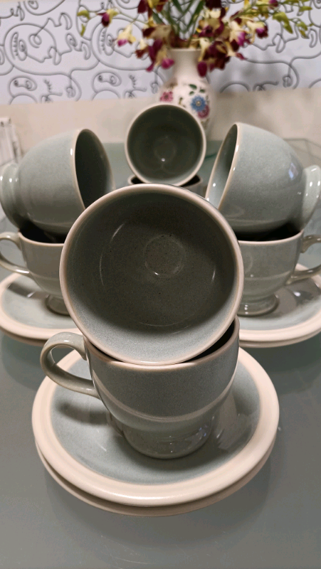 Rare vintage Rayware tea set x8 pairs