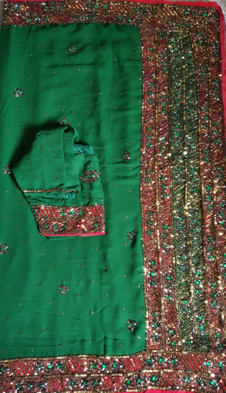 BEAUTIFUL DARK GREEN N MAROON SAREE
