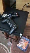 Sony PlayStation 4 - 500GB - Black Console-Excellent Condition & Games