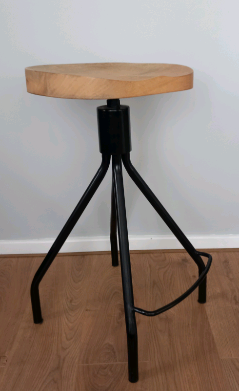 Breakfast stool 