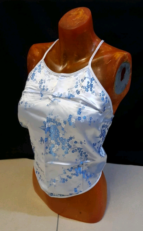 Halter neck crop top 