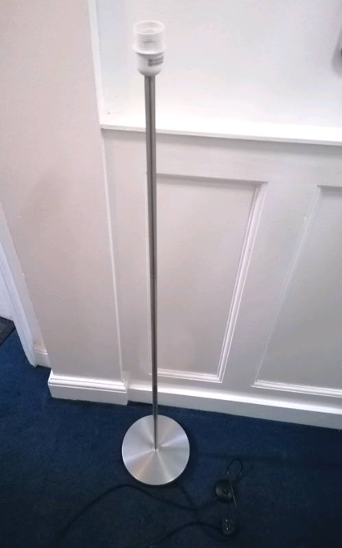 CLASSIC SILVER ROUND BASE FLOOR LAMP - FOOT SWITCH (ON-OFF) STURDY 