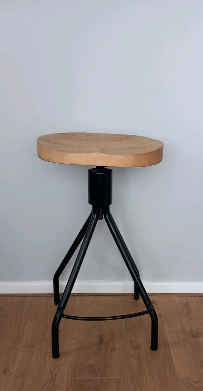 Breakfast stool 
