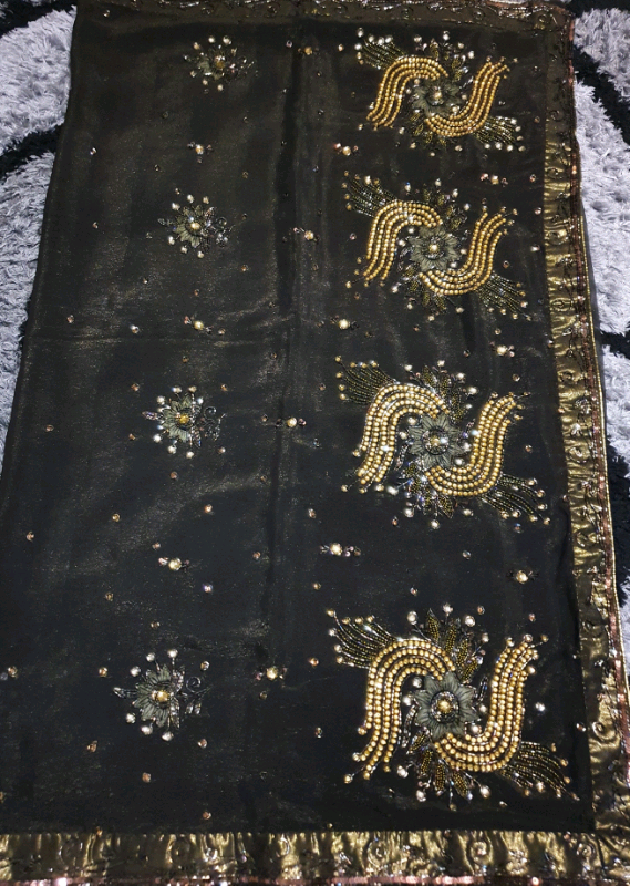 image for Beautiful Shimmer Fabric Saree