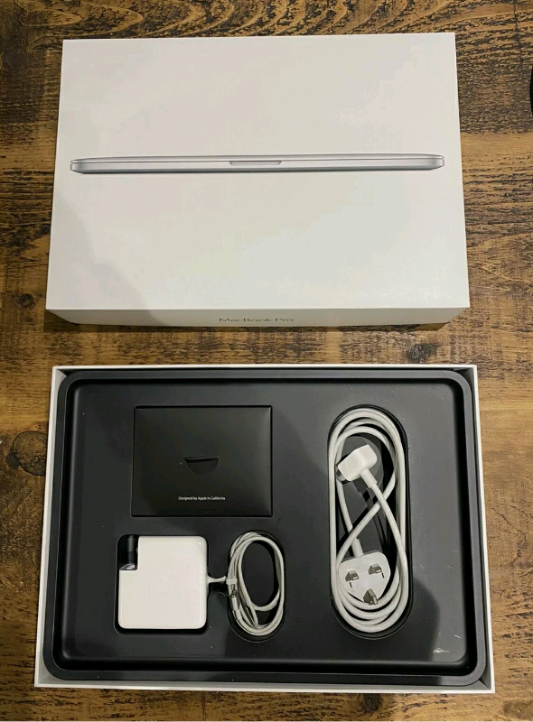 image for MacBook Pro 15'' 2.2Ghz 16GB 256 GB a1398 new battery london full set