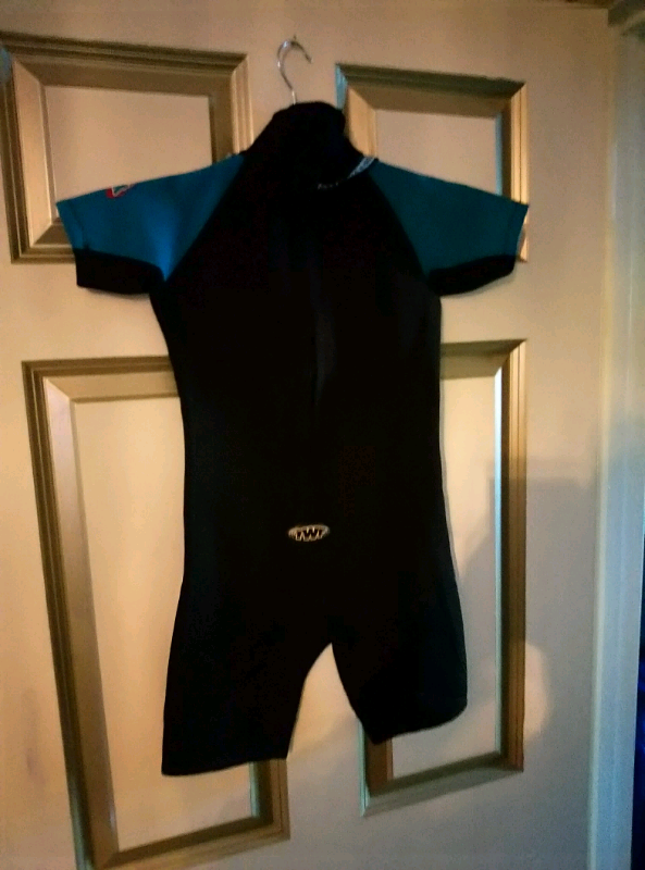 Kids wetsuit 