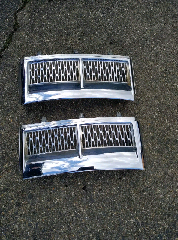 image for Range rover  fins