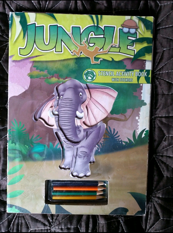 Jungle stencil book including pencils. Only £2.
