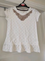 Girls top for 6-7 year old 